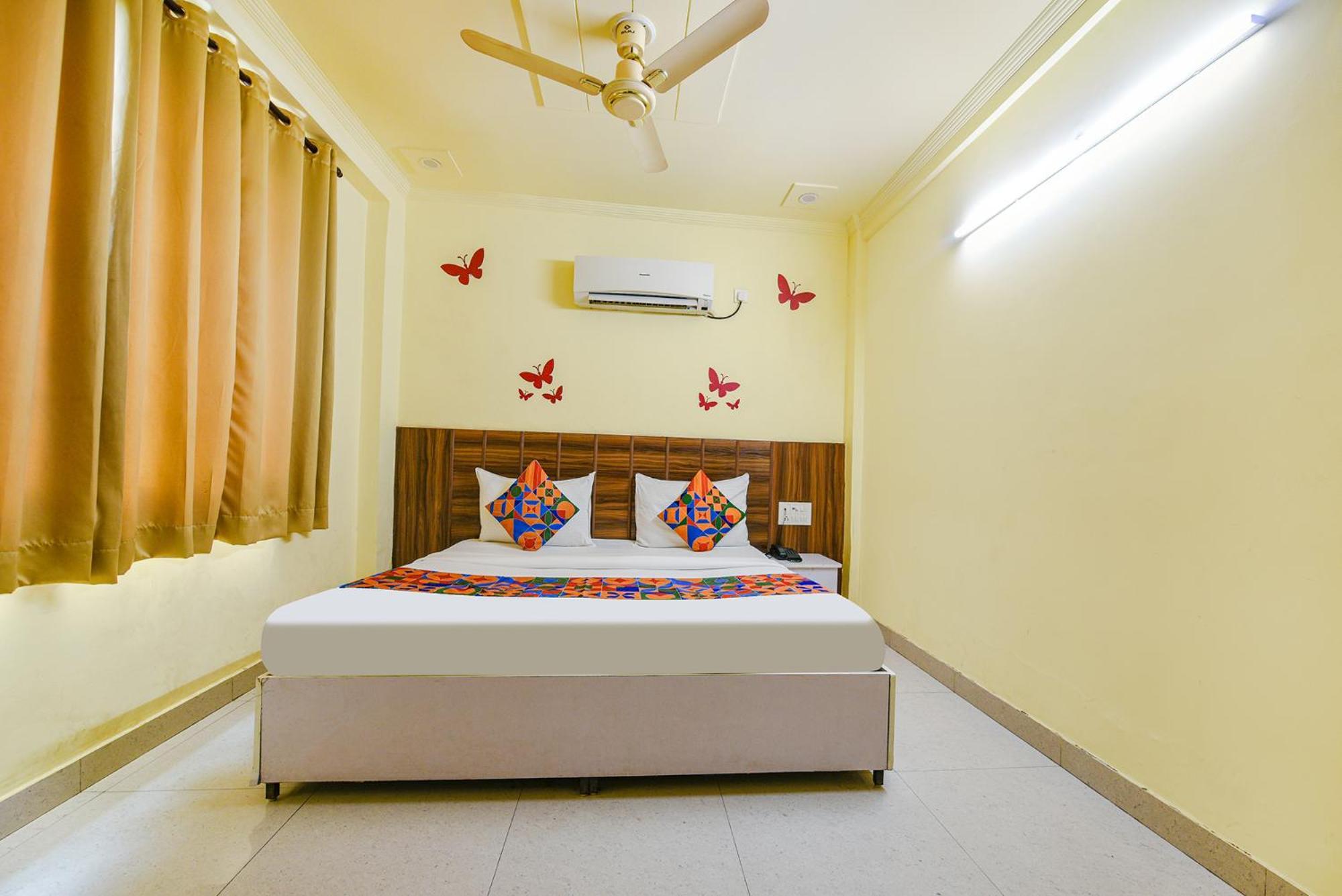 Fabhotel Ishtara Auberge - Nr Yashobhoomi Convention Centre นิวเดลี ภายนอก รูปภาพ