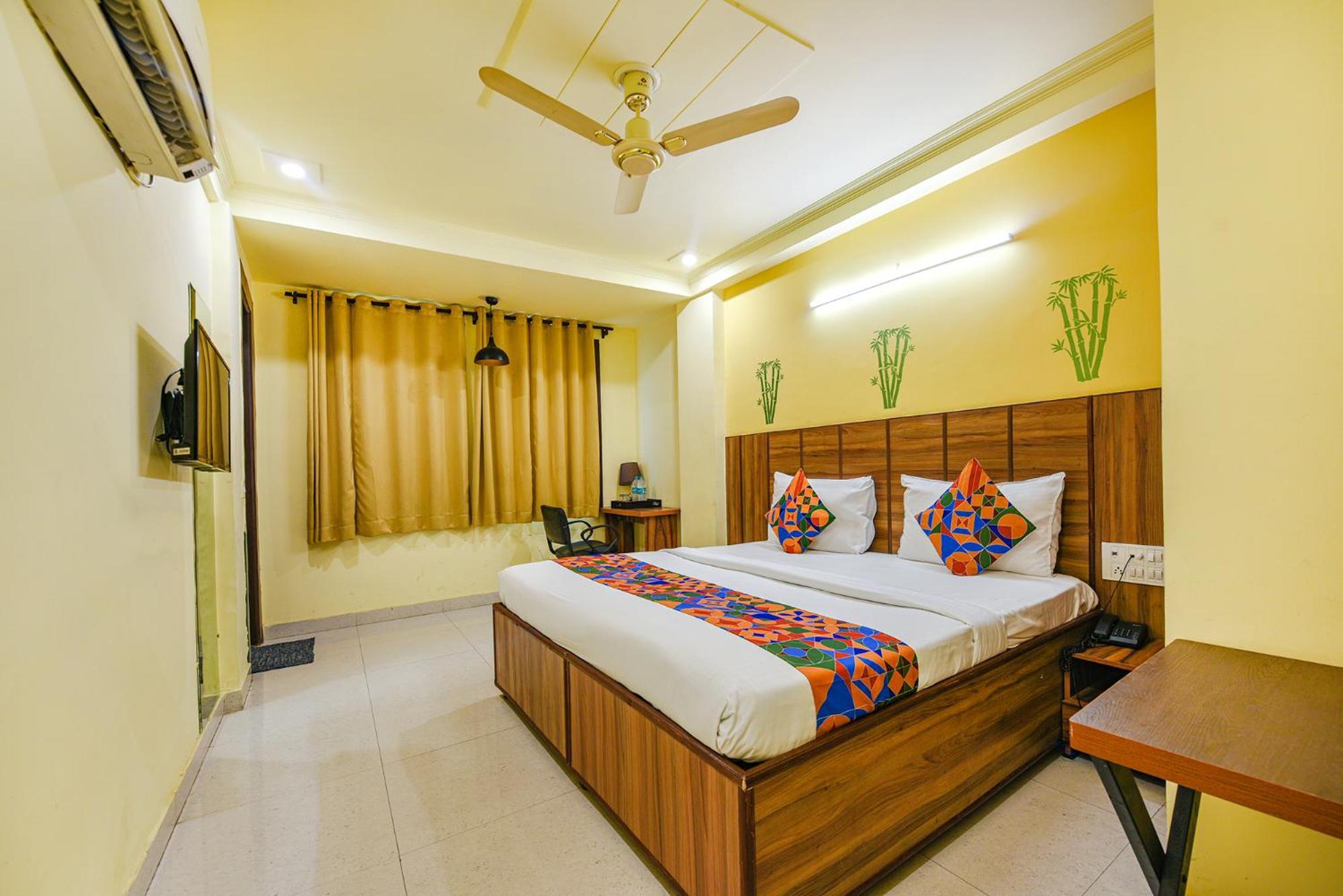 Fabhotel Ishtara Auberge - Nr Yashobhoomi Convention Centre นิวเดลี ภายนอก รูปภาพ